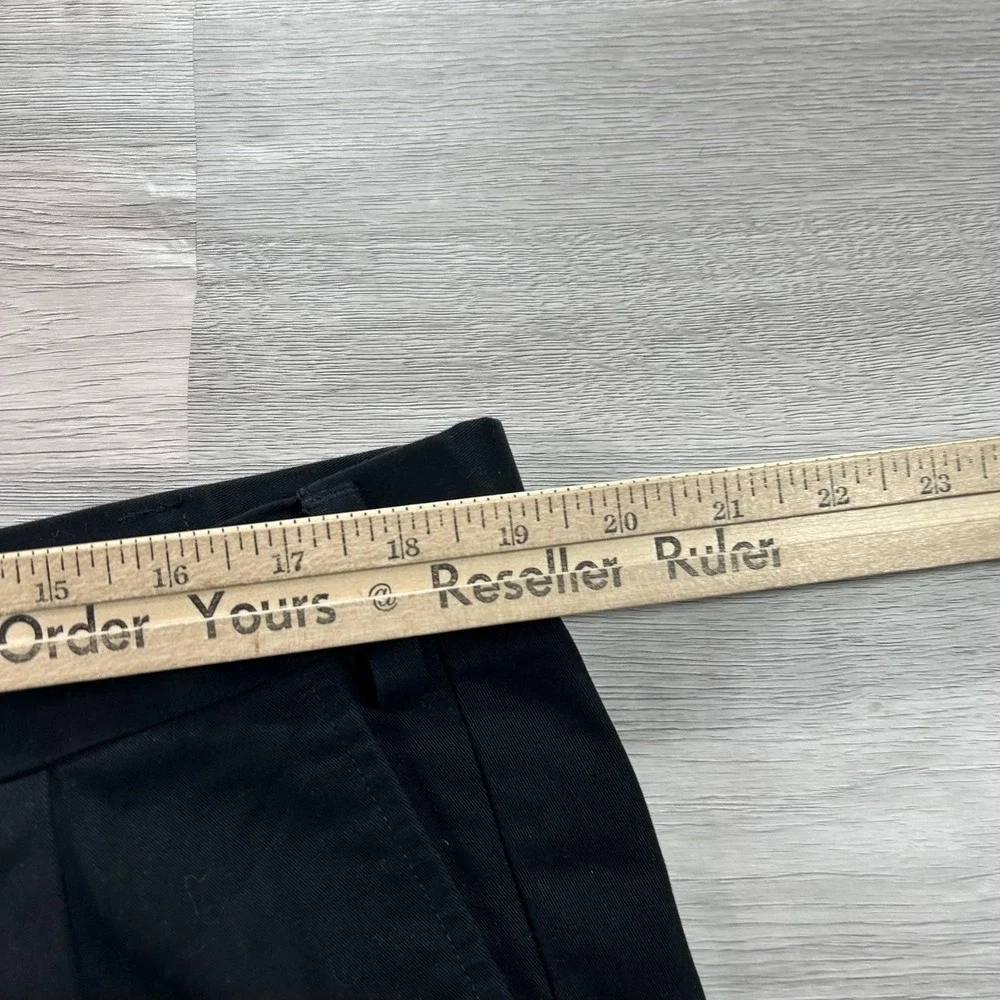 NEW Dockers Hidden Comfort Khaki Pants Mens 38x30‎ Black Pleated Classic Fit